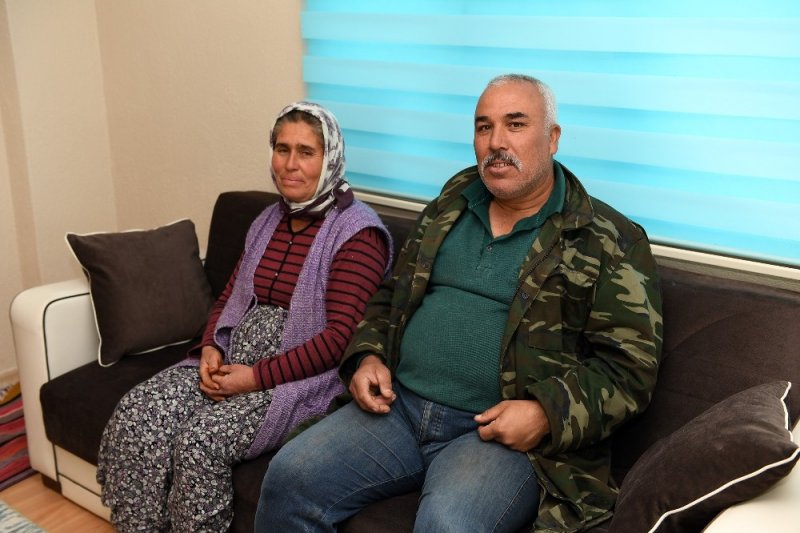 Mersin Büyükşehir’den Çadırı Yanan Aileye Destek