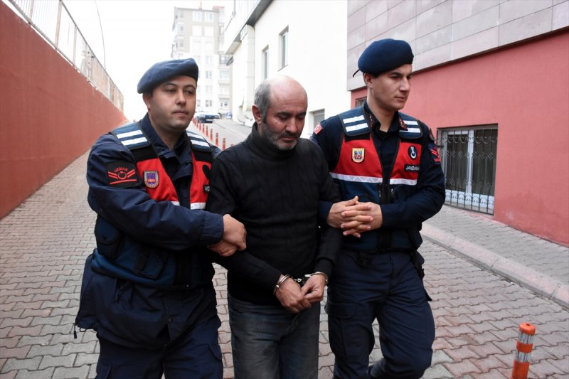 Kayseri'de Yakalanan 2 Hırsızlık Zanlısından 1'i Tutuklandı