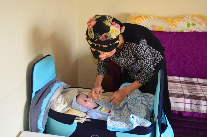 Şizensefali Hastası Bebeğin Ailesi Yardım Bekliyor