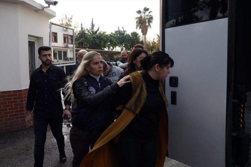 Mersin'de Tefecilik Operasyonunda 12 Şüpheli Gözaltına Alındı