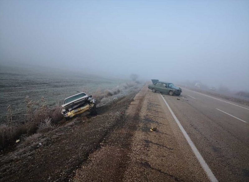 Konya'da Zincirleme Trafik Kazası: 8 Yaralı