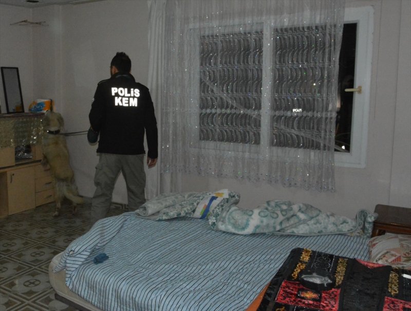 Mersin'de "Torbacı" Operasyonunda 14 Şüpheli Tutuklandı