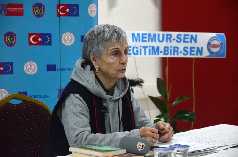 Torunu, Mehmet Akif Ersoy'u Öğrencilere Anlattı