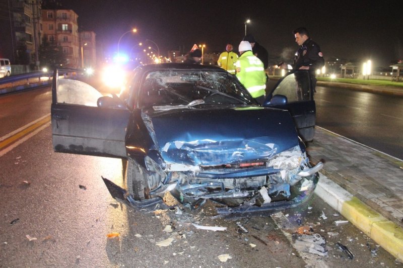 Karaman'da Dikkatsizlik Kaza Getirdi