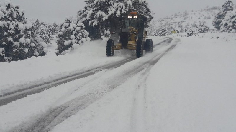 Mersin’in Yüksek Kesimlerinde Karla Mücadele Sürüyor