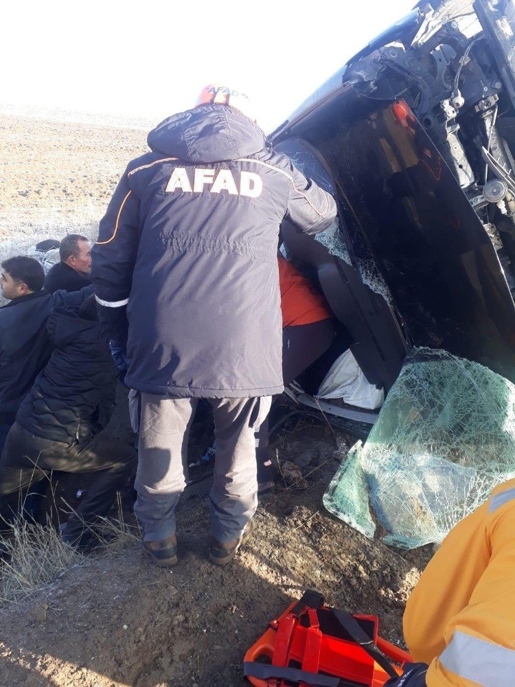 Aksaray’da Otomobiller Çarpıştı: 7 Yaralı