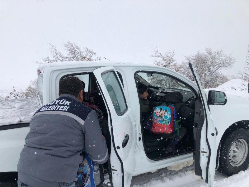 Konya'da Öğrenciler Mahsur Kaldı