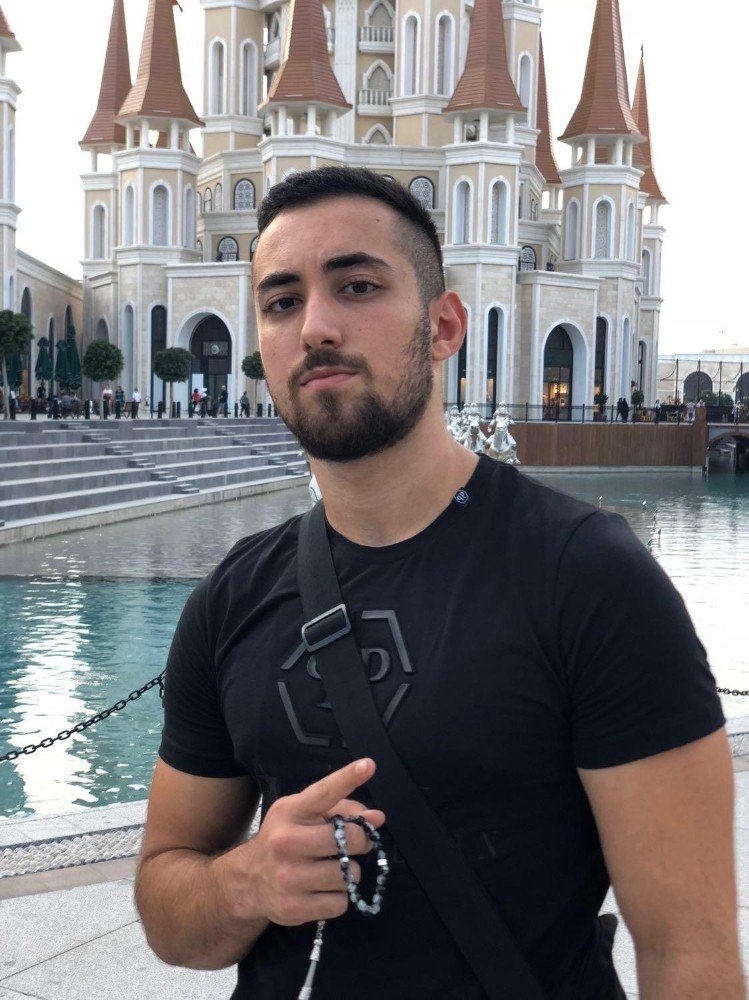 Norveç’te Vurulan Gencin Cenazesi Antalya’da Defnedildi