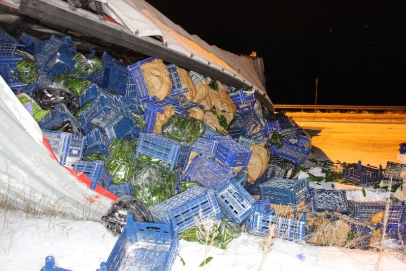 Karaman-Konya Yolunda Buzlanma ile Kaza Geldi