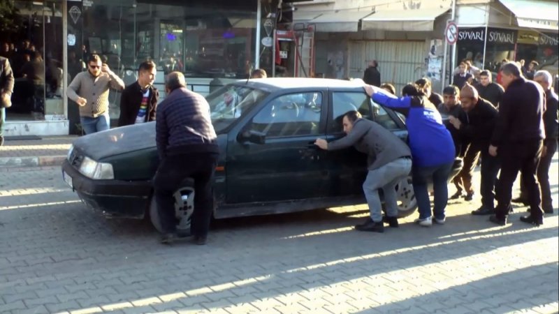 Erdemli'de Yangın Paniği