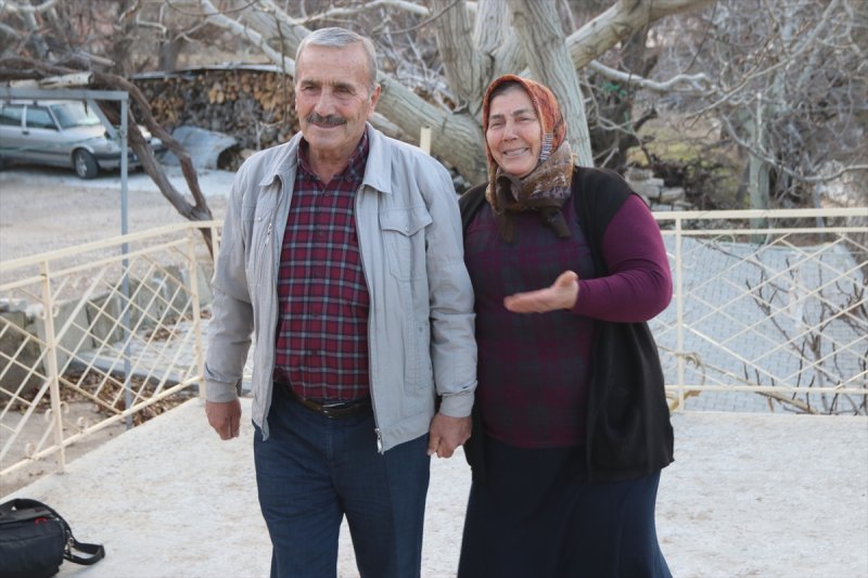 Toroslar'ın Kadın Şairi Kadınların Acılarını Şiirlere Döktü