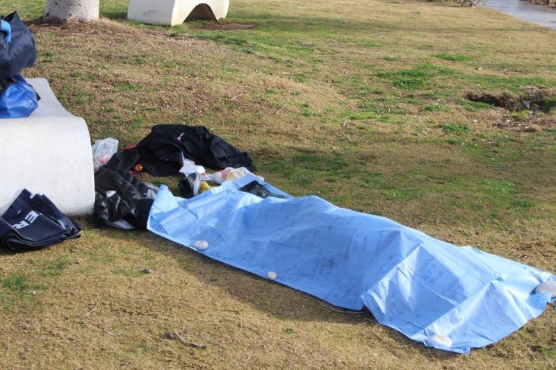 Konyaaltı Sahilinde Şüpheli Ölüm