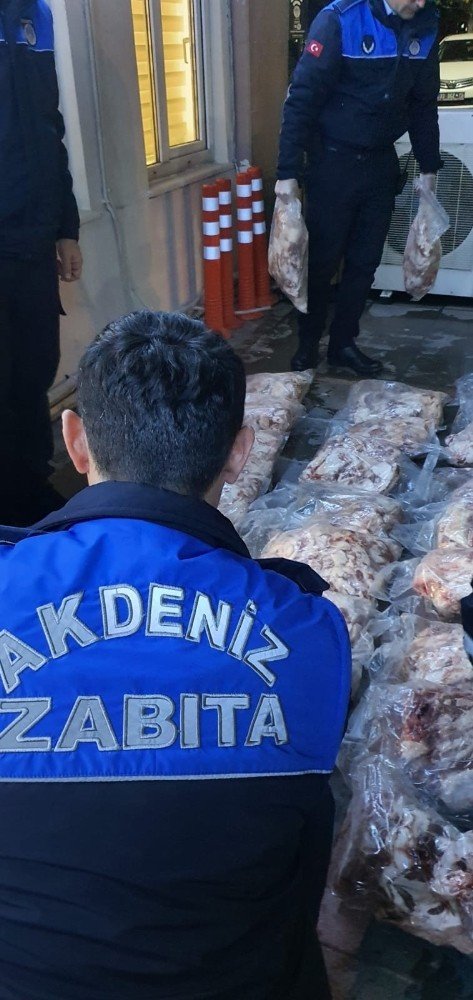 Mersin’de 170 Kilogram Kokmuş Et Ele Geçirildi