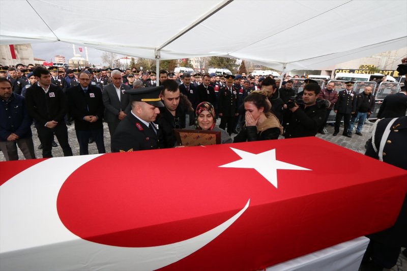 Van'daki Çığ Felaketinde Şehit Olan Uzman Onbaşı Süslü, Son Yolculuğuna Uğurlandı