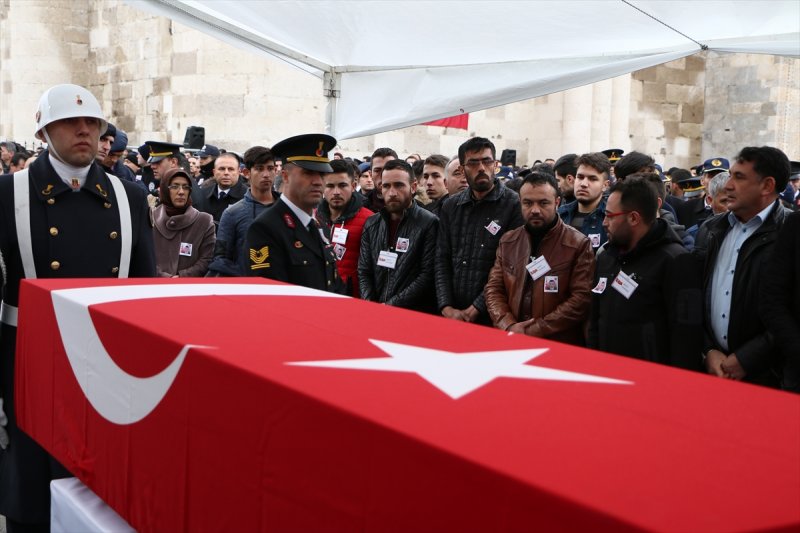 Van'daki Çığ Felaketinde Şehit Olan Uzman Onbaşı Süslü, Son Yolculuğuna Uğurlandı