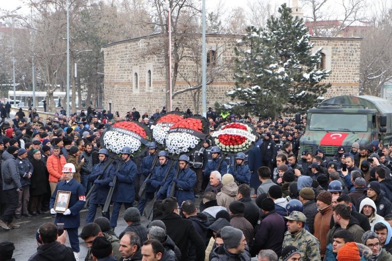 İdlib Şehidine Gözü Yaşlı Veda