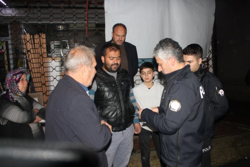 İnsanlık Dersi Gerçek, Bilezik Sahte