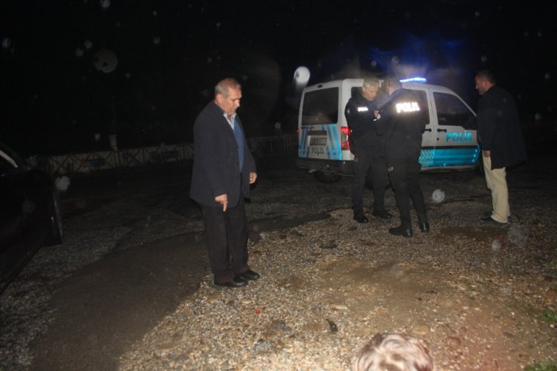 İnsanlık Dersi Gerçek, Bilezik Sahte