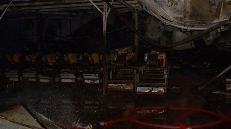 Ankara Akyurt’ta Fabrikada Çıkan Yangın Söndürüldü