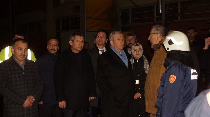 Ankara Akyurt’ta Fabrikada Çıkan Yangın Söndürüldü