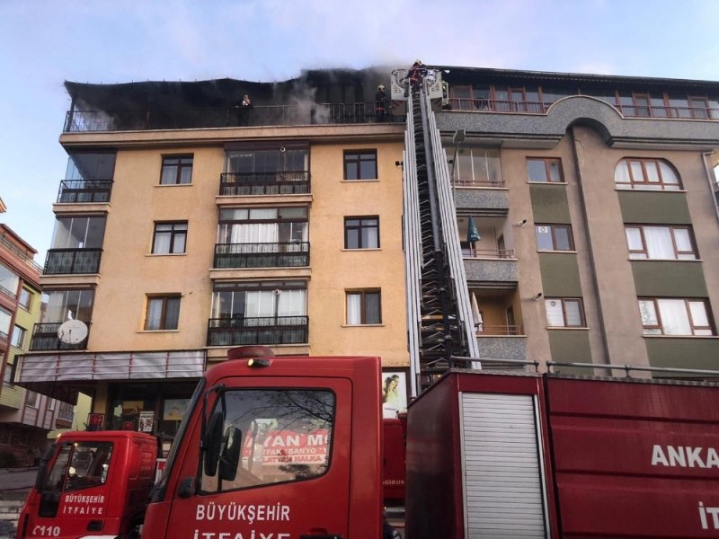 Bipolar Rahatsızlığı Olan Adam Evini Ateşe Verdi
