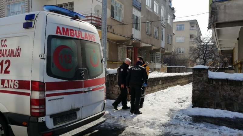 1 Yaşındaki Yusuf Beşiğinde Ölü Bulundu