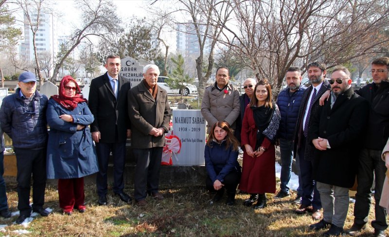 Gazeteci Mahmut Sabah, Mezarı Başında Anıldı