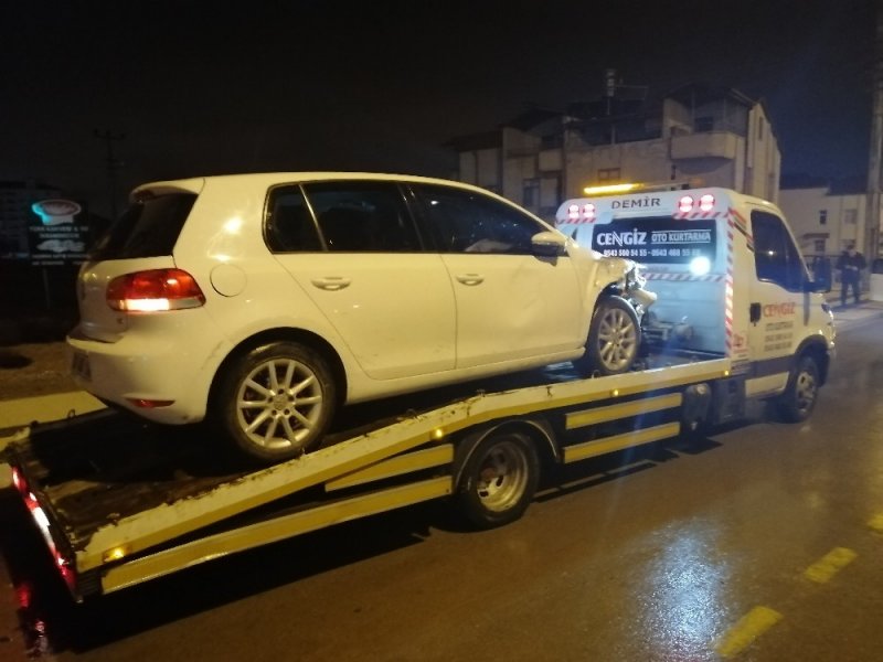 Aksaray’da Trafik Kazasi Sonrası Yol Ortasında Kavga