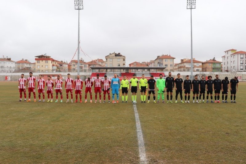 Karaman Sahada Attı Çatıda Sevindi