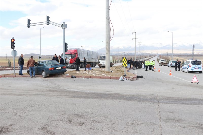 Niğde'de Trafik Kazasında İkranur Bebek Hayatını Kaybetti