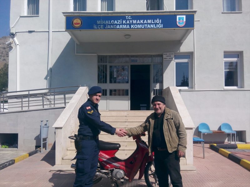 Eskişehir'de 3 Hırsızlık Zanlısı Gözaltına Alındı