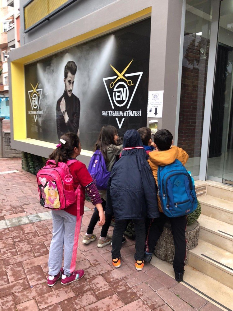 Antalyalı Esnafın Dezenfekte İkramı