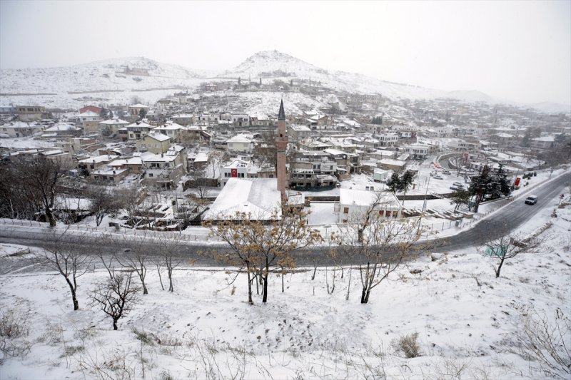 Konya'da Kar Yağışı Etkili Oldu