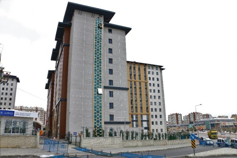 Konya’da Umreden Dönenlere Uzaktan Ziyaret