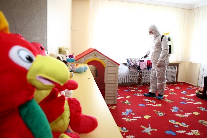 Aksaray Belediyesi Dezenfekte Çalışmalarını Sürdürüyor