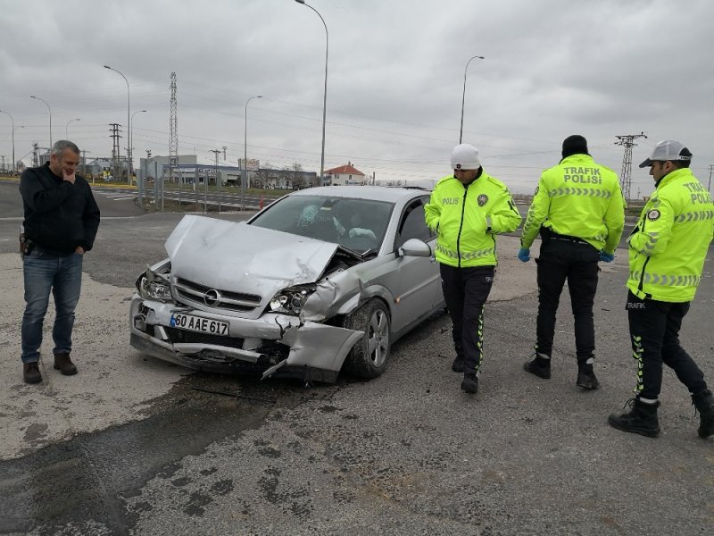 Aksaray Trafik Kazası : Askeri Personel Yaralandı