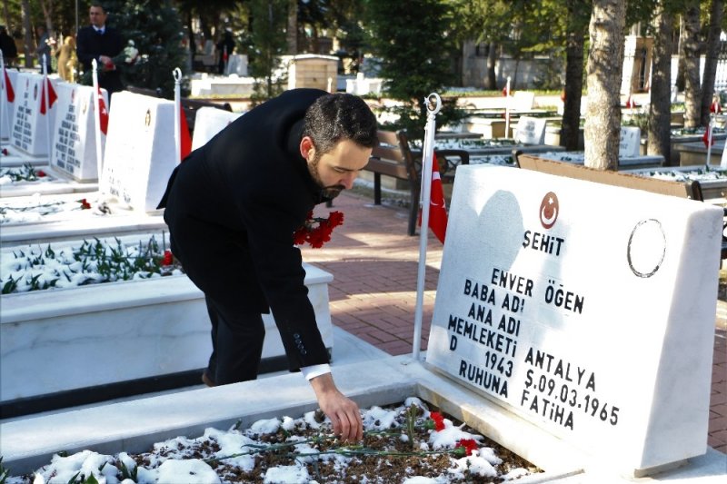 Konya’da Çanakkale Zaferi’nin 105. Yıl Dönümü Dolayısıyla Töreni Yapıldı