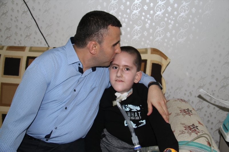 Küçük Tunahan'ın En Büyük Hayali Akülü Arabaya Kavuşmak