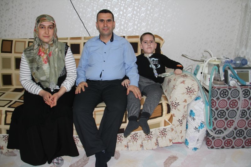 Küçük Tunahan'ın En Büyük Hayali Akülü Arabaya Kavuşmak