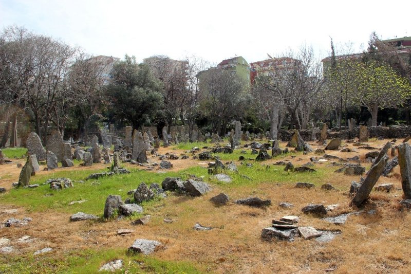 Alanya’nın Tarihi Taş Mezarların Gizemi