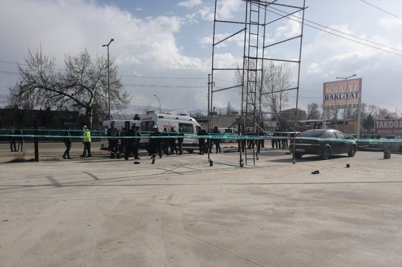 Konya'da Elektrik Akımına Kapılan 3 İşçi Yaralandı