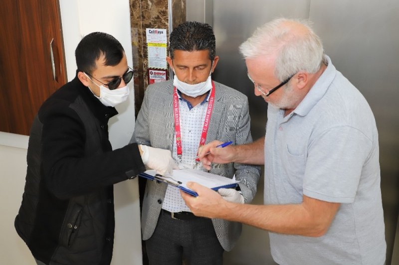 Alanya Belediyesi'nin Destek Hizmeti Alman Vatandaşları Duygulandırdı