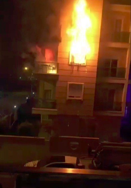 Lüks Rezidansta Ağlatan Yangın