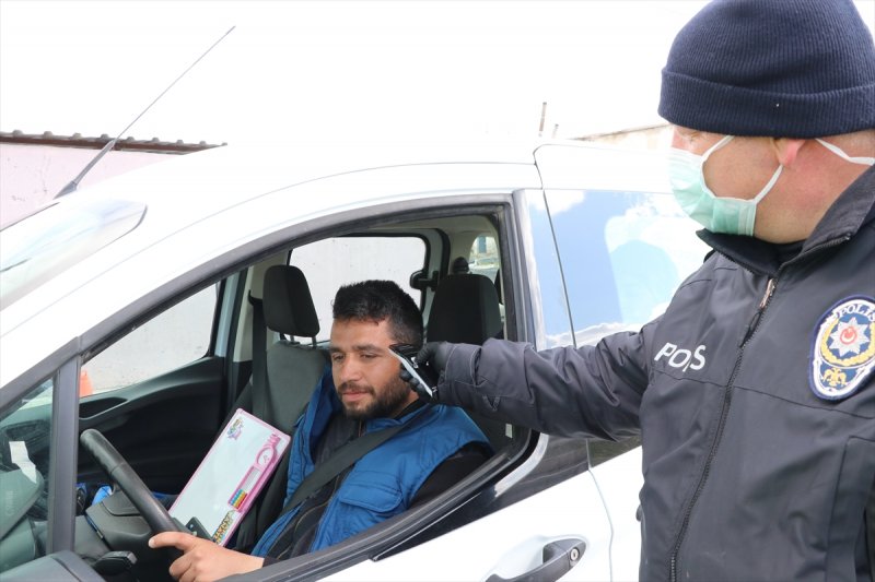 Niğde'de Şehir Girişlerindeki Uygulama Noktaları Ve Personel Sayısı Artırıldı