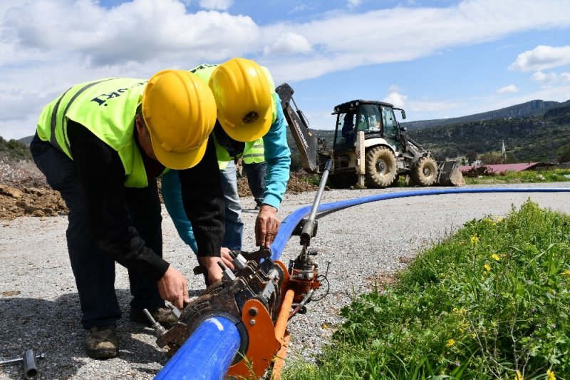 Mersin’de 2 Mahallenin 44 Yıllık İçme Suyu Sorunu Çözüldü