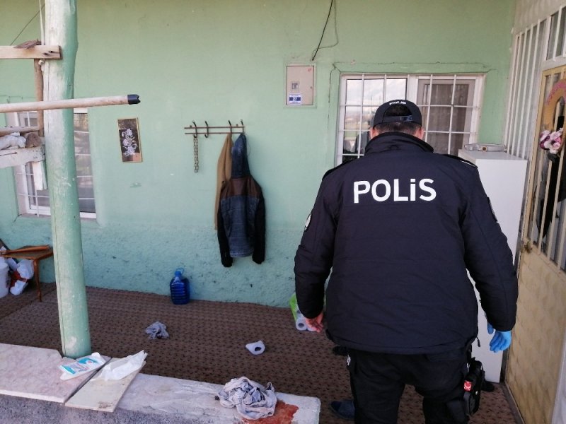 Aksaray'da Üvey Kardeşlerin Bilgisayar Kavgası Hastanede Bitti