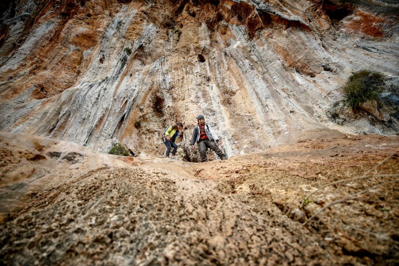 Spor İçin Kayalara Ekmek Parası İçin Gökdelenlere Çıkıyor