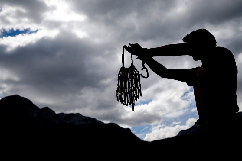 Spor İçin Kayalara Ekmek Parası İçin Gökdelenlere Çıkıyor