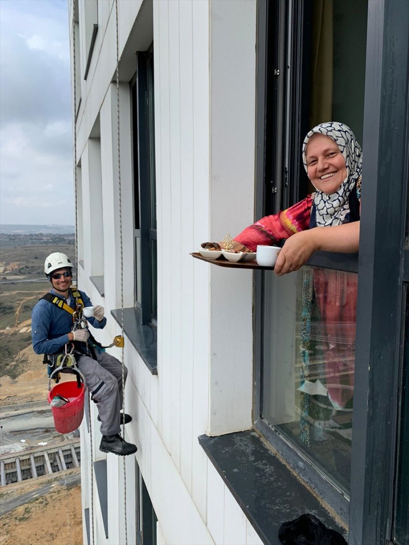 Spor İçin Kayalara Ekmek Parası İçin Gökdelenlere Çıkıyor