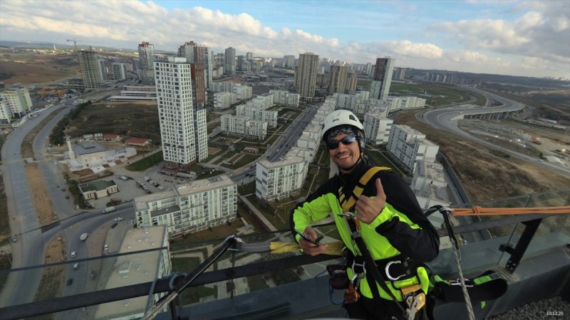 Spor İçin Kayalara Ekmek Parası İçin Gökdelenlere Çıkıyor